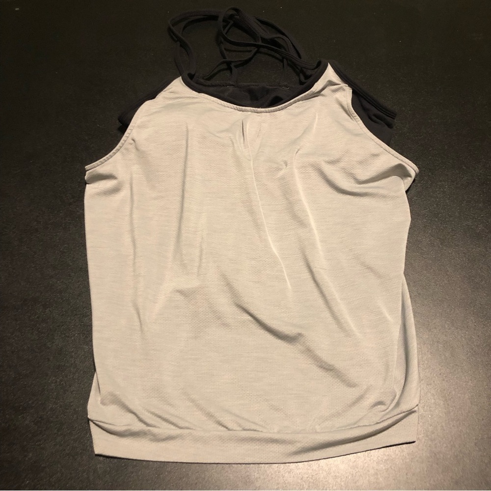ATHLETA White Black Strappy Tank Top Athletic Built in Sports Bra Womens Medium